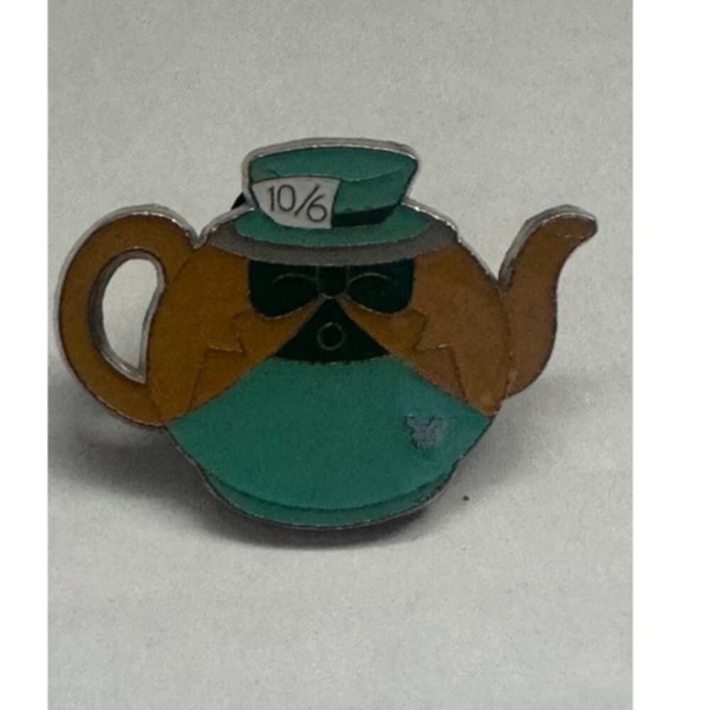 Disney 2014 Mad Hatter Teapot Hidden Mickey Pin Alice Wonderland DLR #102284